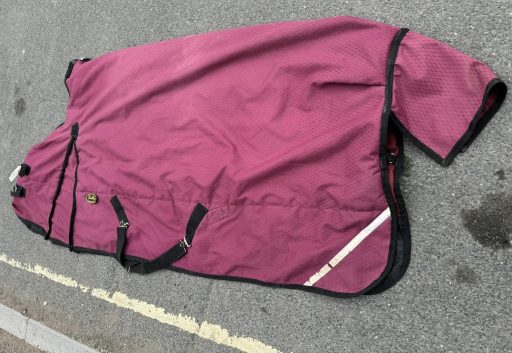 6’3” gallop heavy weight cotton lined turnout