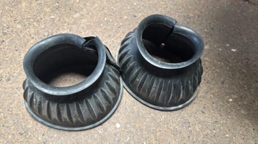 Rubber over reach boots pair size M